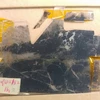 Mẫu đá này được lấy từ Apex Chert, một hệ thống đá ở phía Tây nước Australia, một trong những mỏ đá lớn nhất và được bảo quản tốt nhất trên thế giới vào năm 1982 và sớm được tìm thấy có chứa bằng chứng về cuộc sống sớm trên trái đất. (Nguồn: mirror.co.uk)