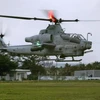 Trực thăng quân sự Mỹ hạ cánh khẩn cấp tại Yomitan, tỉnh Okinawa, Nhật Bản ngày 9/1.(Ảnh: Kyodo/TTXVN)