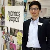 Doanh nhân Nguyễn Tuấn Anh bên thương hiệu Mamas & Papas tại cửa hàng đầu tiên ở Tokyo, Nhật Bản. (Ảnh: Tomo/Vietnam+)