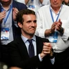 Ông Pablo Casado (giữa) tại đại hội đảng PP ở Madrid của Tây Ban Nha ngày 21/7. (Ảnh: EPF-EFE/TTXVN)