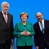 Chủ tịch CSU Horst Seehofer, Thủ tướng Đức Angela Merkel và Chủ tịch SPD Martin Schulz. (Ảnh: AFP/TTXVN)