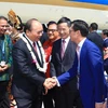 Thủ tướng Nguyễn Xuân Phúc tại sân bay quốc tế Ngurah Rai, thành phố Bali. (Ảnh: Thống Nhất/TTXVN)