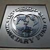 Biểu tượng Quỹ Tiền tệ quốc tế (IMF) tại Washington DC. của Mỹ. (Ảnh: AFP/TTXVN)