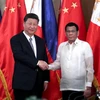 Tổng thống Philippines Rodrigo Duterte hội đàm với Chủ tịch Trung Quốc Tập Cận Bình. (Ảnh: THX/TTXVN)