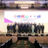 Các Bộ trưởng chụp ảnh chung tại Hội nghị Bộ trưởng kinh tế các nước tham gia Hiệp định Đối tác Kinh tế toàn diện khu vực (RCEP), hồi tháng Tám vừa qua ở Singapore. (Ảnh: Nguyễn Việt Dũng/TTXVN)