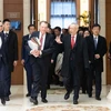 Phó Thủ tướng Trung Quốc Lưu Hạc (phải) và Bộ trưởng Tài chính Mỹ Steven Mnuchin (trái) tại vòng đàm phán ở Bắc Kinh của Trung Quốc ngày 14/2 vừa qua. (Ảnh: THX/TTXVN)
