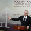 Tổng thống Nga Vladimir Putin họp báo sau cuộc gặp với nhà lãnh đạo Triều Tiên Kim Jong-un tại Vladivostok, Nga, ngày 25/4. (Ảnh: AFP/TTXVN)