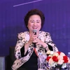 Bà Nguyễn Thị Nga, Chủ tịch Tập đoàn BRG giao lưu với các đại biểu. (Ảnh: Phương Hoa/TTXVN)