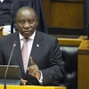 Tổng thống tái đắc cử của Nam Phi Cyril Ramaphosa phát biểu sau khi được các nghị sỹ phê chuẩn tại phiên họp Quốc hội ở Cape Town ngày 22/5. (Ảnh: AFP/TTXVN)