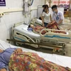 Các nạn chân cấp cứu tại Bệnh viện Đa khoa tỉnh Quảng Ninh. (Ảnh: Trung Nguyên-Tuấn Anh/TTXVN)