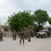 Lực lượng an ninh Afghanistan được triển khai tới hiện trường một vụ tấn công ở Dihdadi, tỉnh Balkh. (Ảnh: AFP/TTXVN)