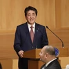 Thủ tướng Nhật Bản Shinzo Abe phát biểu tại tiệc chiêu đãi ở thủ đô Tokyo, ngày 23/10. (Ảnh: AFP/TTXVN)
