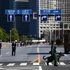 Cảnh sát Nhật Bản tăng cường an ninh tại thủ đô Tokyo. (Ảnh: AFP/TTXVN)