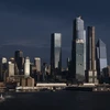 Các tòa nhà chọc trời tại Manhattan, thành phố New York của Mỹ. (Ảnh: AFP/TTXVN)