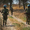 Lực lượng gìn giữ hòa bình Liên hợp quốc tuần tra tại thị trấn Abyei của Sudan. (Ảnh: AFP/TTXVN)