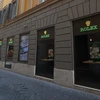 Một cửa hàng tại Rome, Italy, đóng cửa ngày 12/3/2020, trong bối cảnh dịch COVID-19 lan rộng. (Ảnh: THX/ TTXVN)