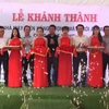 Lễ cắt băng khánh thành công trình điện mặt trời mái nhà lớn nhất tỉnh Quảng Bình đi vào đóng điện vận hành. (Ảnh: Đức Thọ/TTXVN)