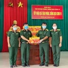 Sáng 11/8, 36.000 sản phẩm Trà Thanh Nhiệt Dr Thanh tiếp tục được Tập đoàn Tân Hiệp Phát trao tặng cho các địa điểm cách ly tại Quân khu 5 với tâm dịch là Đà Nẵng. (Nguồn: Vietnam+)