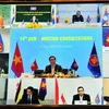 Đầu cầu các nước ASEAN-Trung Quốc tham dự hội nghị. (Ảnh: Trần Việt/TTXVN)
