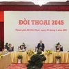 Thủ tướng Nguyễn Xuân Phúc chủ trì cuộc “Đối thoại 2045.” (Ảnh: Thống Nhất/TTXVN)