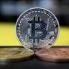 Đồng Bitcoin. (Ảnh: AFP/TTXVN)