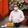 Thủ tướng Phạm Minh Chính phát biểu chỉ đạo tại cuộc họp khẩn về các biện pháp phòng, chống COVID-19 trước tình hình dịch bệnh đang có diễn biến phức tạp ngày 30/4. (Ảnh: Văn Điệp/TTXVN)