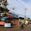 Khu vực phong tỏa tại thị xã Phước Long, tỉnh Bình Phước do có ca dương tính với SARS-CoV-2. (Ảnh: K GỬIH/TTXVN)