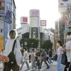 Người dân đeo khẩu trang phòng lây nhiễm COVID-19 tại Tokyo, Nhật Bản, ngày 27/7. (Ảnh: Kyodo/TTXVN)