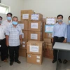 Đoàn công tác mang theo nhiều trang thiết bị phục vụ công tác điều trị bệnh COVID-19 nặng. (Ảnh: Mai Trang/TTXVN)