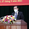 Chủ tịch HĐND tỉnh Ninh Thuận Phạm Văn Hậu phát biểu tại kỳ họp. (Ảnh: Công Thử/TTXVN)