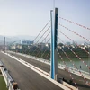 Cầu Hòa Bình 2 khi hoàn thành và đưa vào sử dụng sẽ là cây cầy đẹp nhất bắc qua sông Đà trên địa phận thành phố Hòa Bình. (Ảnh: Trọng Đạt/TTXVN)