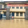 Nhiều cơ sở cách ly tập trung trên địa bàn huyện bị ngập lụt. (Nguồn: baoquangngai.vn)
