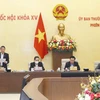  Sáng 10/12/2021, tại Nhà Quốc hội, Ủy ban Thường vụ Quốc hội tiếp tục Phiên họp thứ 6 để cho ý kiến về chủ trương đầu tư Dự án xây dựng công trình đường bộ cao tốc Bắc - Nam phía Đông giai đoạn 2021-2025; cho ý kiến về dự thảo Nghị quyết thí điểm một số 