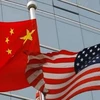 Cờ Mỹ và Trung Quốc. (Nguồn: Getty Images/AFP)
