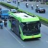 Hình ảnh các tuyến xe buýt điện ở Hà Nội vận hành ổn định 