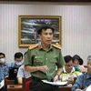 Đại diện Công an tỉnh thông tin về việc CDC Đắk Lắk mua kit xét nghiệm của Việt Á. (Nguồn: vtv.vn)