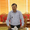 Phó Chủ tịch UBND tỉnh Bắc Giang Phan Thế Tuấn phát biểu tại buổi làm việc. (Ảnh: Quang Duy/TTXVN)