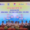 Các bên thực hiện ký kết hợp tác đầu tư dự án cao tốc Đồng Đăng (Lạng Sơn)-Trà Lĩnh (Cao Bằng) và Hữu Nghị-Chi Lăng. (Ảnh: Chu Hiệu/TTXVN)