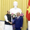 Chủ tịch nước Nguyễn Xuân Phúc tiếp Bộ trưởng Quốc phòng Cộng hòa Ấn Độ Rajnath Singh. (Ảnh: Thống Nhất/TTXVN)
