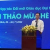 Thứ trưởng Bộ Giáo dục và Đào tạo Hoàng Minh Sơn phát biểu tại hội thảo. (Ảnh: Thu Hoài/TTXVN)