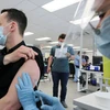 Tiêm vaccine phòng bệnh đậu mùa khỉ ở Canada. (Nguồn: Reuters)