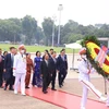 Chủ tịch Quốc hội Campuchia vào Lăng viếng Chủ tịch Hồ Chí Minh 