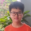 Cháu Hoàng Mạnh Chiến, học sinh lớp 7A2 Trường THCS Cẩm Thịnh, thành phố Cẩm Phả, tỉnh Quảng Ninh, dũng cảm cứu ông cụ 69 tuổi thoát chết bị ngã trên đường ray. (Ảnh: TTXVN phát)