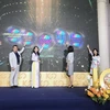 Ban tổ chức thực hiện nghi thức khởi động chương trình “Thành phố Hồ Chí Minh-100 điều thú vị” năm 2022. (Ảnh: Mỹ Phương /TTXVN)