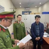 Cơ quan Cảnh sát điều tra Công an tỉnh Bắc Giang thực hiện các thủ tục tố tụng đối với bị can Hà Ngọc Tú. (Nguồn: báo Tuổi trẻ Thủ đô)