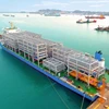 Lô hàng 1.200 tấn Module được Doosan Vina xuất khẩu sang Singapore. (Ảnh: TTXVN phát)