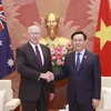 Chủ tịch Quốc hội Vương Đình Huệ hội kiến Toàn quyền Australia David Hurley. (Ảnh: Doãn Tấn/TTXVN)