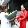 Đại sứ Nguyễn Phương Nga, Chủ tịch Liên hiệp các tổ chức hữu nghị Việt Nam đón bà Teresa María Amarelle Boué, Tổng Thư ký Hội Liên hiệp Phụ nữ Cuba. (Ảnh: An Đăng/TTXVN)