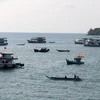 Du thuyền phục vụ du khách tham quan, du lịch, trải nghiệm trên vùng biển đảo Phú Quốc, tỉnh Kiên Giang. (Ảnh: Lê Huy Hải/TTXVN) 