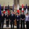 Các đại biểu chụp ảnh chung tại Hội nghị Ngoại trưởng G7 ở Tokyo, Nhật Bản ngày 8/11. (Ảnh: AFP/TTXVN)